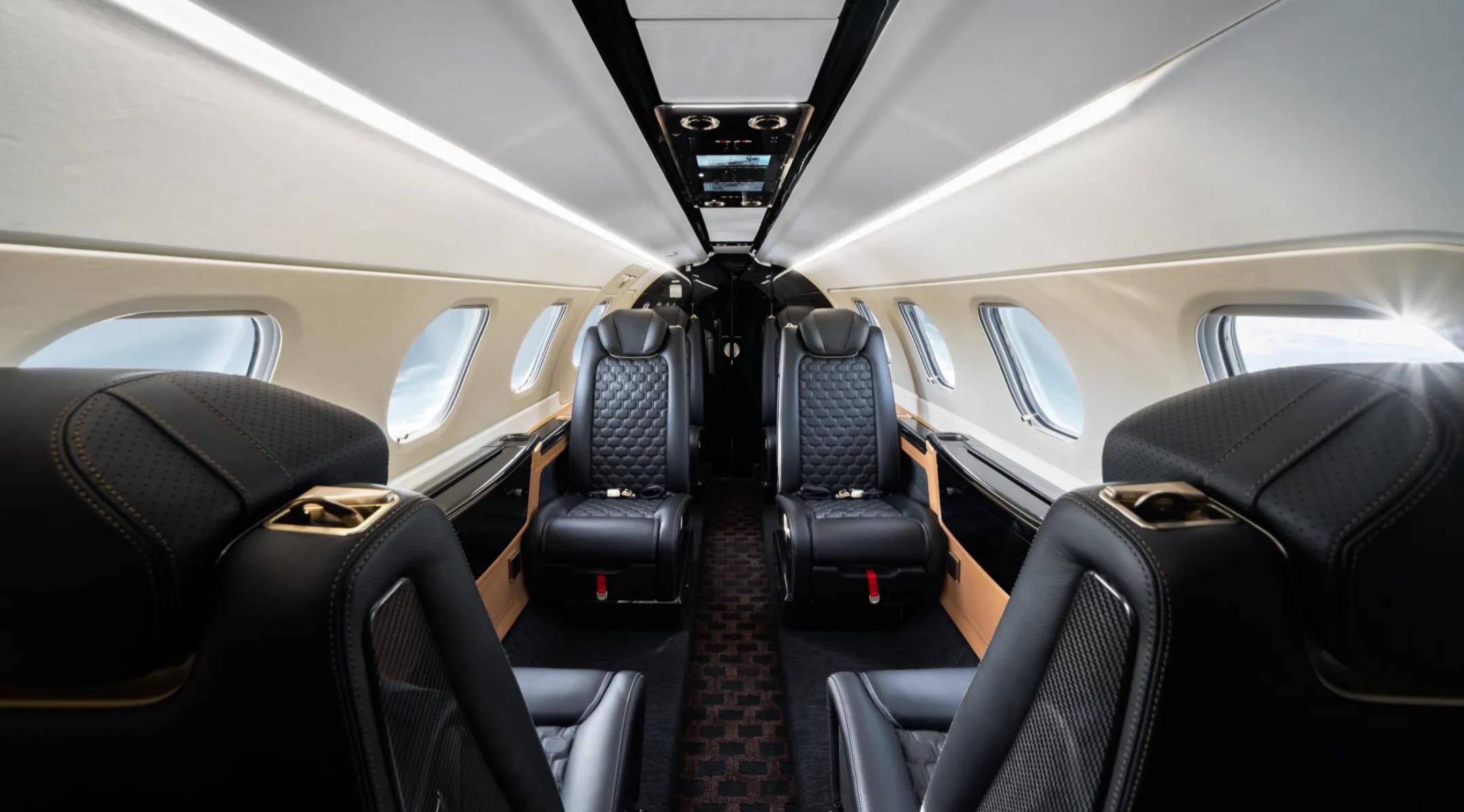 Phenom 300E Interior